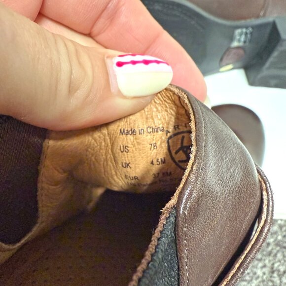 *NEW* Ariat Western Boot - Picture 12 of 13